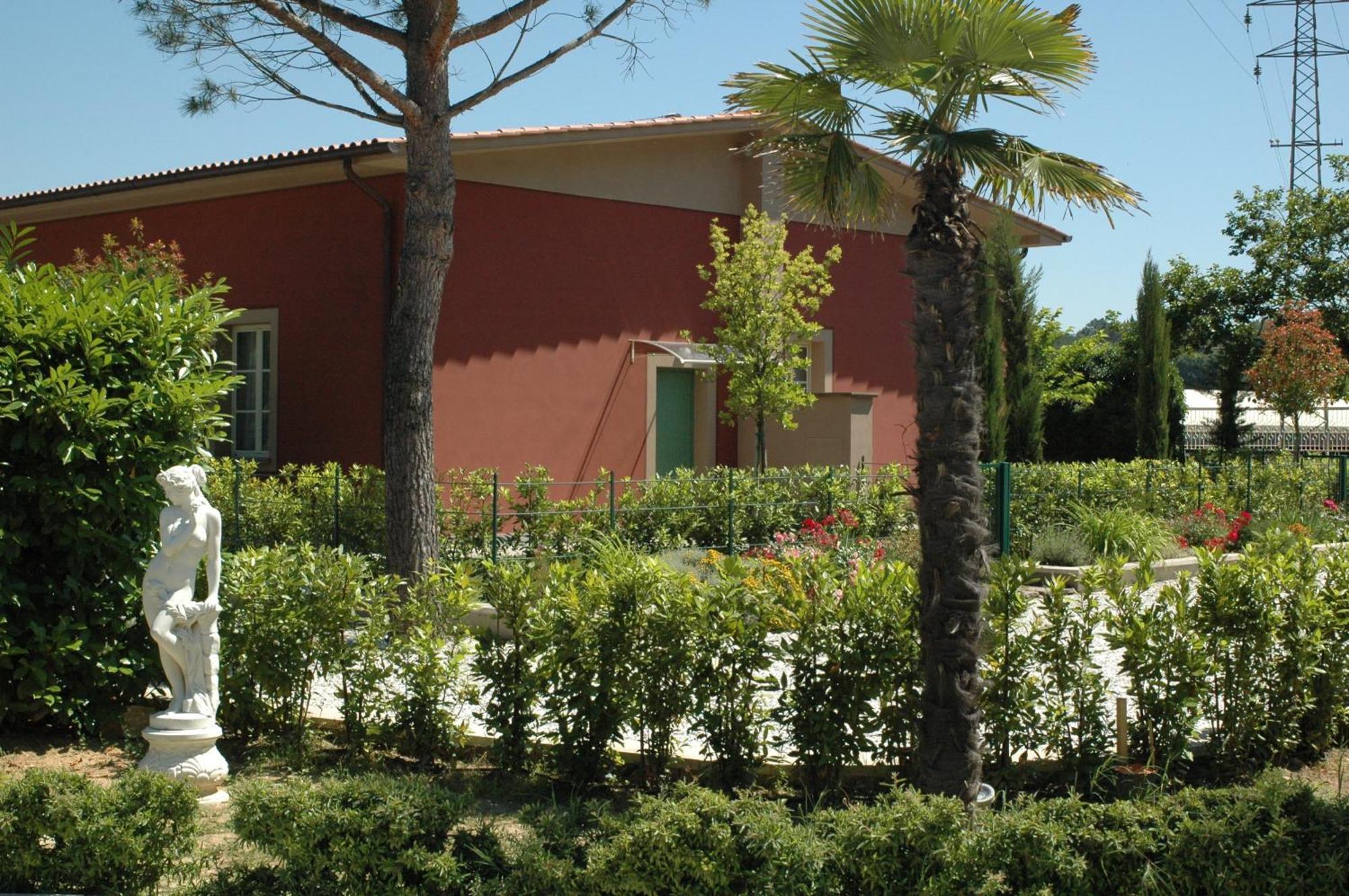 Cevoli Country Resort Lari Exterior photo