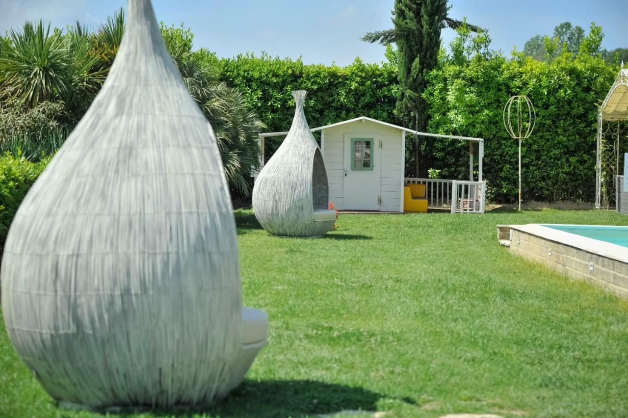 Cevoli Country Resort Lari Exterior photo